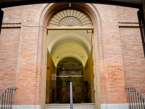 Biblioteca Universidad Eclesiástica San Dámaso